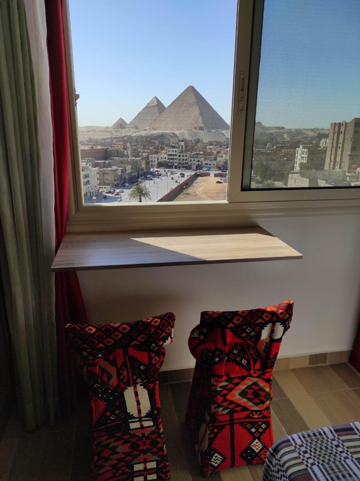 Apartment Pyramids View Suite/vista Piramidi *