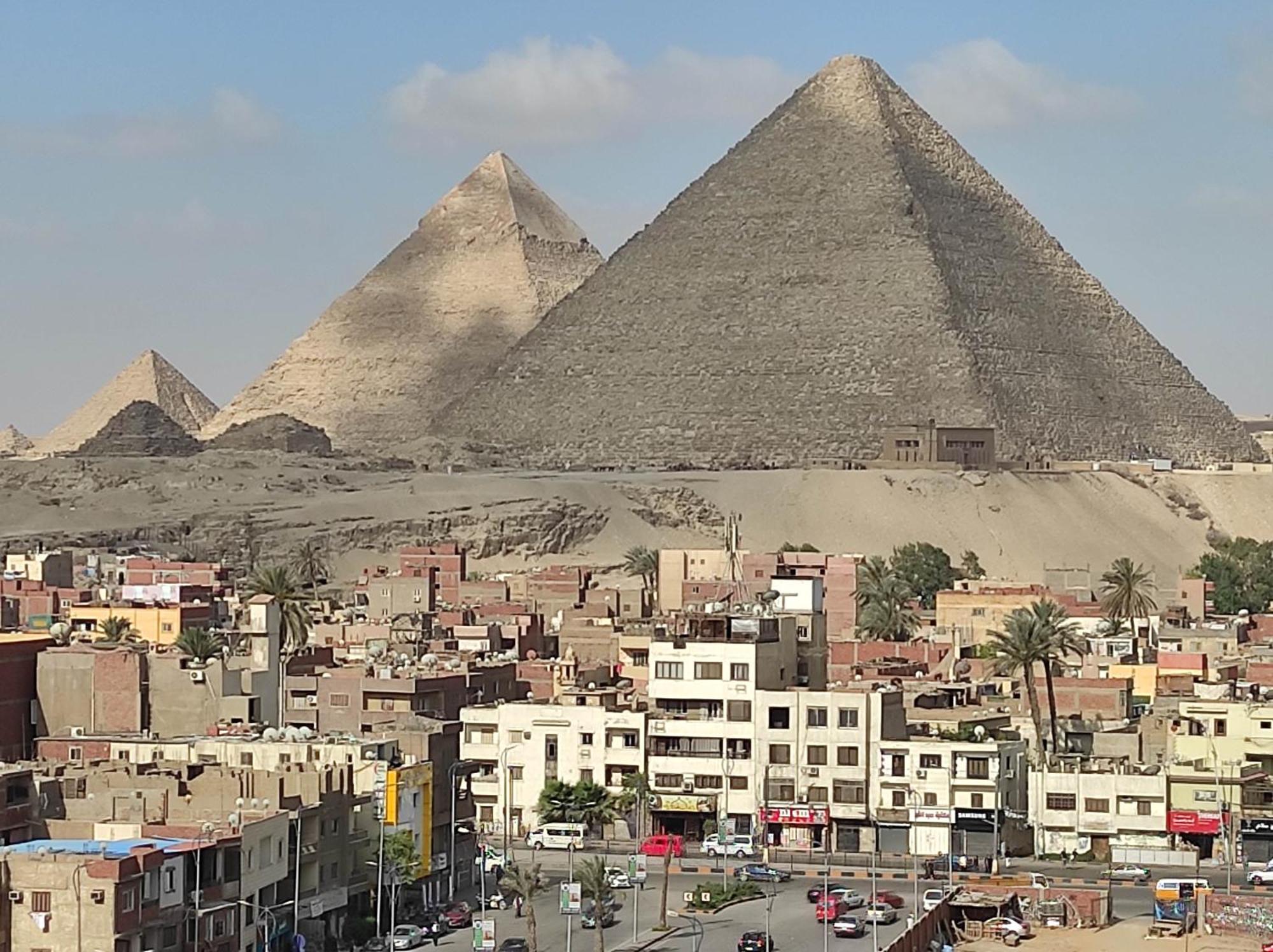Pyramids View Suite/vista Piramidi * Cairo