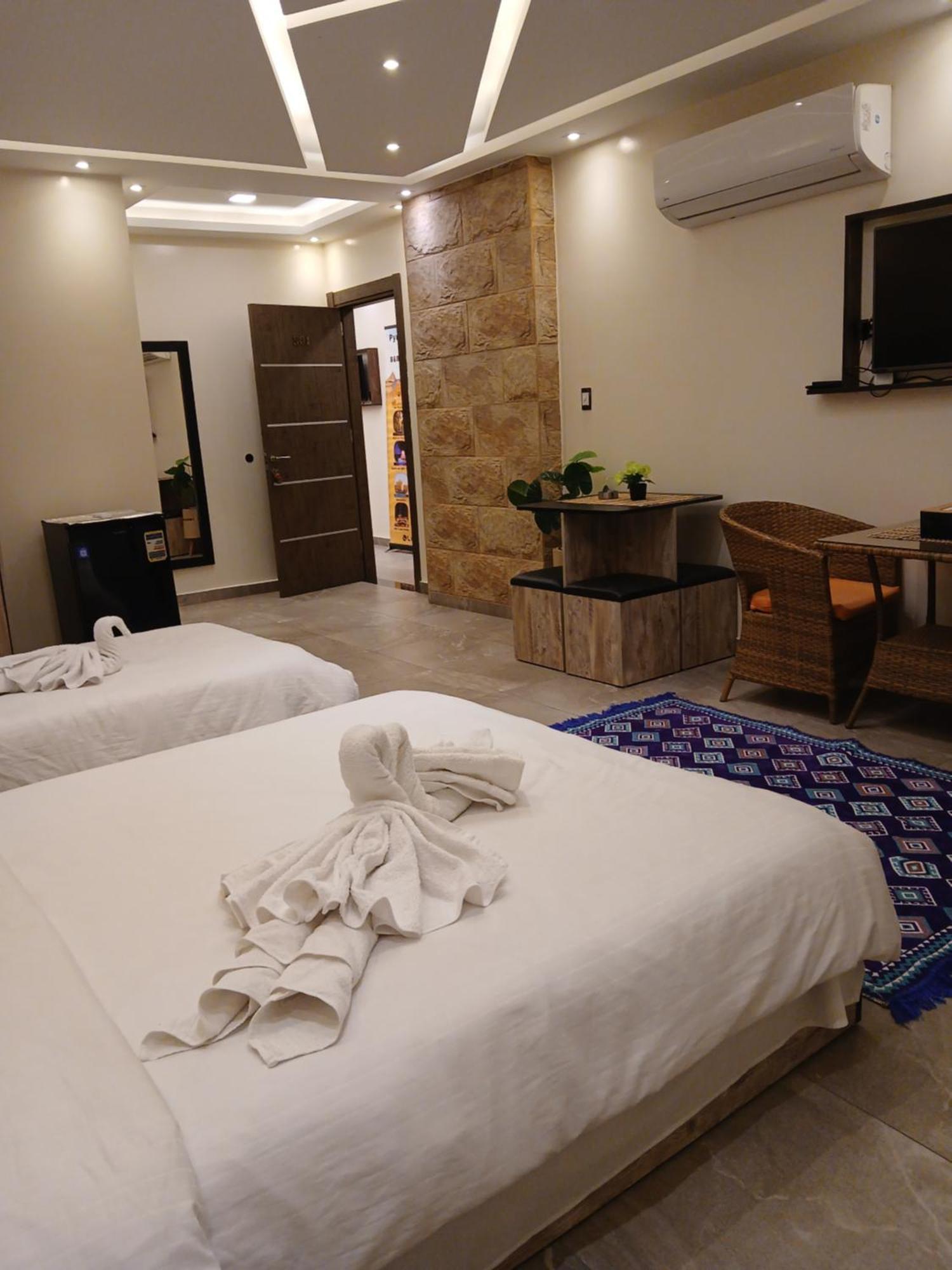 Pyramids View Suite/vista Piramidi Apartament *