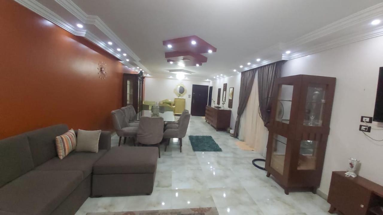 Pyramids View Suite/vista Piramidi Apartment Cairo